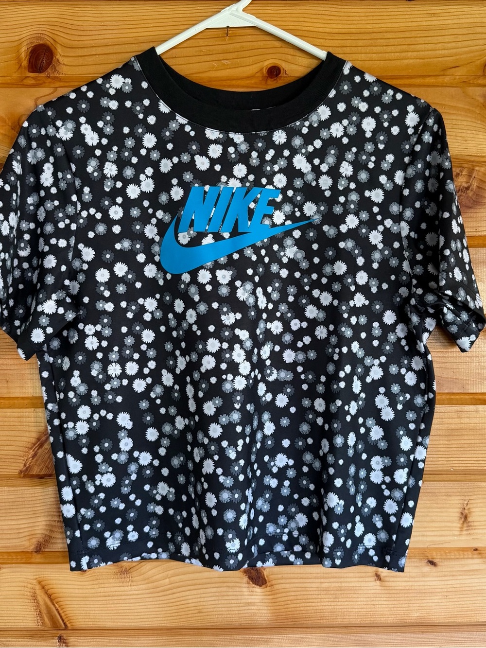Nike Women’s Black Floral Logo Cropped Shirt - Blue Swoosh
